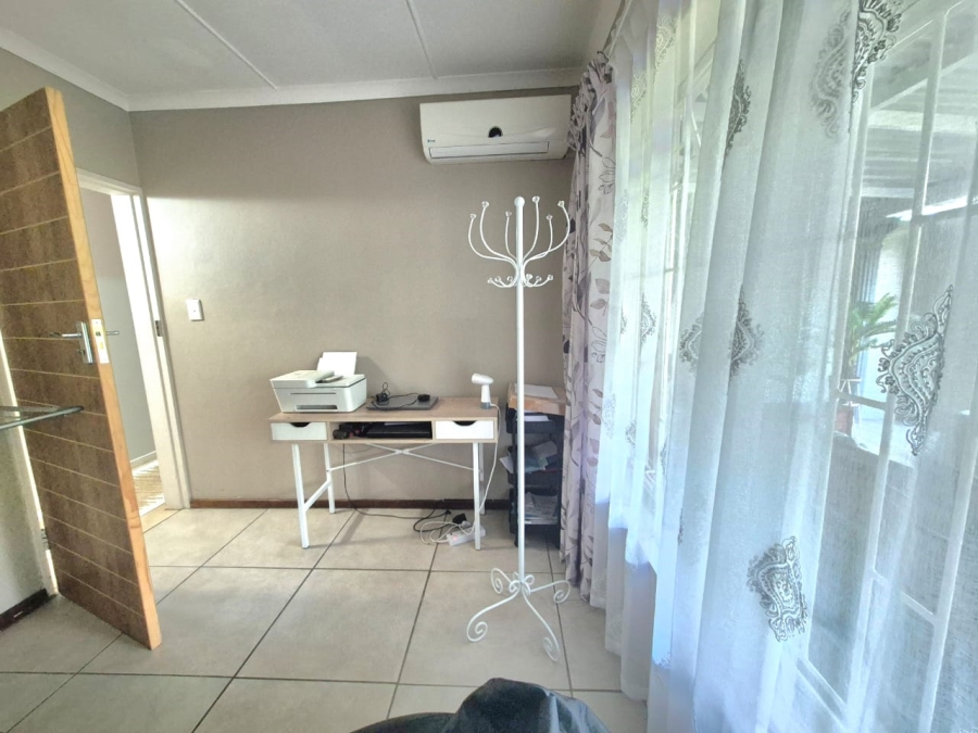 4 Bedroom Property for Sale in Fichardt Park Free State